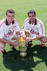 15.07.97 VfB Stuttgart Fototermin DFB-Pokal Sieger 1997
