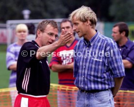 VfB Stuttgart-RCD Mallorca 2:1 li. Ralf Rangnick re. Klaus-Dieter Hermann Foto Rudel