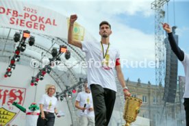 25.05.25 VfB Stuttgart Feier und Autokorso DFB-Pokal Sieg Stuttgart Schlossplatz