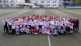 VFB Stuttgart PFIFF Aktionstag beim VFL Stuttgart