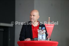 24.06.21 VfB Stuttgart Roter Tisch