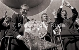 17.05.1992 VfB Stuttgart Meisterschaft Empfang im Stadion
