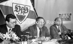 16.01.90 VfB Stuttgart PK Vorstellung Manager Hoene&szlig;