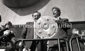 17.05.1992 VfB Stuttgart Meisterschaft Empfang im Stadion