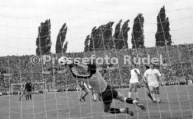 19.06.71 FC Bayern M&uuml;nchen - 1. FC K&ouml;ln