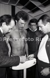 02.12.83 Boxen Rene Weller