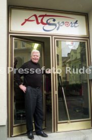 02.11.95 Helmut Haller