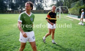 01.06.86 DFB Training Galindo