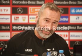 VFB Stuttgart PK Trainer Tim Walter