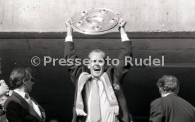 17.05.1992 VfB Stuttgart Meisterschaft Empfang im Stadion