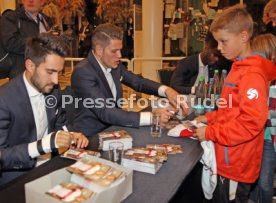 VfB Stuttgart Autogrammstunde