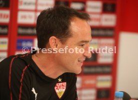 VFB Stuttgart Pressekonferenz Nico Willig