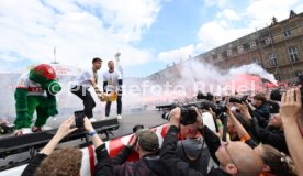 25.05.25 VfB Stuttgart Feier und Autokorso DFB-Pokal Sieg Stuttgart Schlossplatz