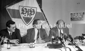 16.01.90 VfB Stuttgart PK Vorstellung Manager Hoene&szlig;
