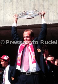 17.05.1992 VfB Stuttgart Meisterschaft Empfang im Stadion