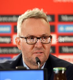 04.04.23 VfB Stuttgart PK Hoene&szlig;
