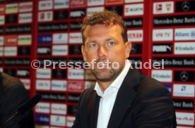 VfB Stuttgart PK Vorstellung Trainer Weinzierl