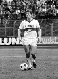 VfB Stuttgart - Bayer 05 Uerdingen