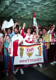 16.05.1992 VfB Stuttgart Meisterschaft Empfang Flughafen