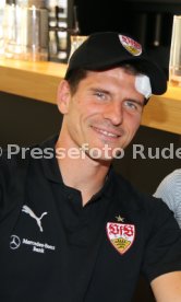 VfB Stuttgart Fritzle Club Autogrammstunde
