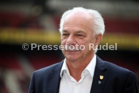 VfB Stuttgart - SG Dynamo Dresden