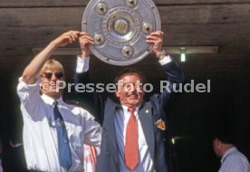 17.05.1992 VfB Stuttgart Meisterschaft Empfang im Stadion