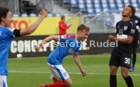 Fu&szlig;ball  2.Bundesliga Holstein Kiel vs. VfB Stuttgart