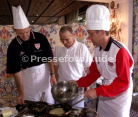 VfB Stuttgart Trainingslager Schruns 1999 v.l. Peter Starzmann, Roy Kieferle, Ralf Rangnick Foto Rudel