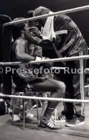 02.12.83 Boxen Rene Weller
