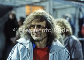 17.03.82 Xamax Neuchatel - Hamburger SV