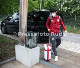 12.05.21 VfB Stuttgart Ankunft Spieler Quarant&auml;ne Trainingslager Wald-Hotel Stuttgart