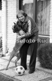 14.12.81 Buffy Ettmayer