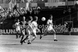 23.04.88 VfB Stuttgart - Bayer 05 Uerdingen