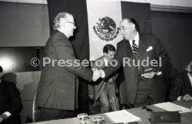 16.10.85 Vorstellung WM M&uuml;nzen 1986 und Prominentenspiel