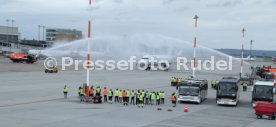 25.05.25 VfB Stuttgart Ankunft Flughafen Stuttgart aus Berlin DFB-Pokal Sieg