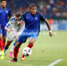 UEFA U19 EM Finale Frankreich - Italien