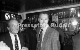 10.04.90 DFB Pressekonferenz