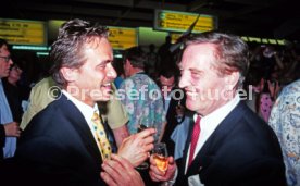 16.05.1992 VfB Stuttgart Meisterschaft Empfang Flughafen