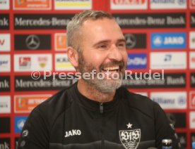 VFB Stuttgart PK Trainer Tim Walter