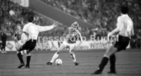 25.04.1990 Deutschland - Uruguay