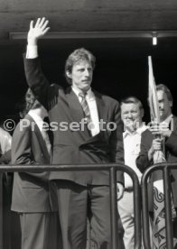 17.05.1992 VfB Stuttgart Meisterschaft Empfang im Stadion