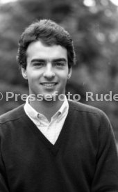 24.10.80 VfB Stuttgart Hansi M&uuml;ller Brille