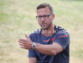 SG Sonnenhof Gro&szlig;aspach Trainer Sascha Hildmann