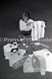 27.02.89 VfB Stuttgart J&uuml;rgen Klinsmann
