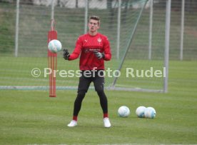 Jonathan Klinsmann Training bei VFB Stuttgart II Team.