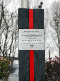 VfB Stuttgart Einweihung Gedenk-Stele