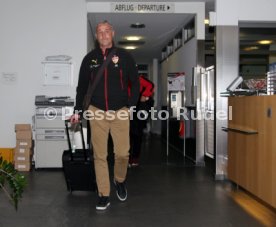 VfB Stuttgart Ankunft Flughafen Stuttgart Ausw&auml;rtsspiel Wolfsburg
