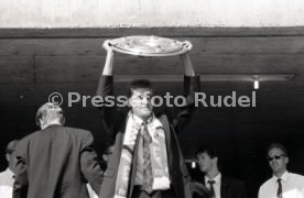 17.05.1992 VfB Stuttgart Meisterschaft Empfang im Stadion