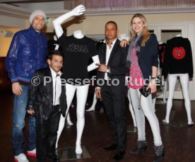 09.03.10 Romulo Feliciano Fashion
