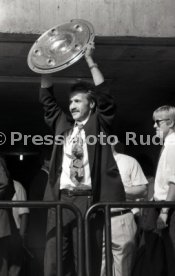 17.05.1992 VfB Stuttgart Meisterschaft Empfang im Stadion